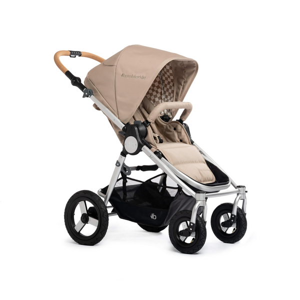 Era Stroller in Sand with silver frame and cork handlebar